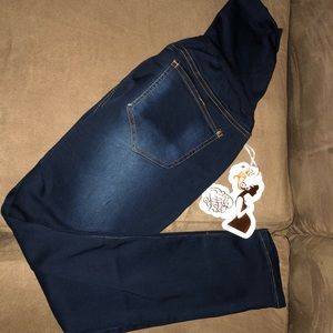 Bella vida maternity pants